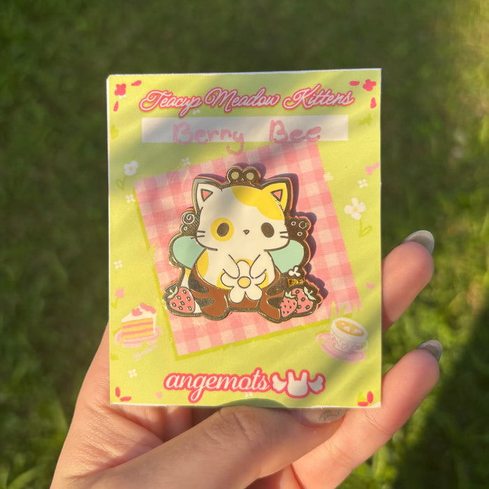 Berry Bee - Hard Enamel Pin ✧ + FREE sticker